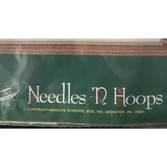 Christmas Printed Crosstitch Kit Needles 'N Hoops   #393 Hark The Angels Sing - Picture 5 of 7